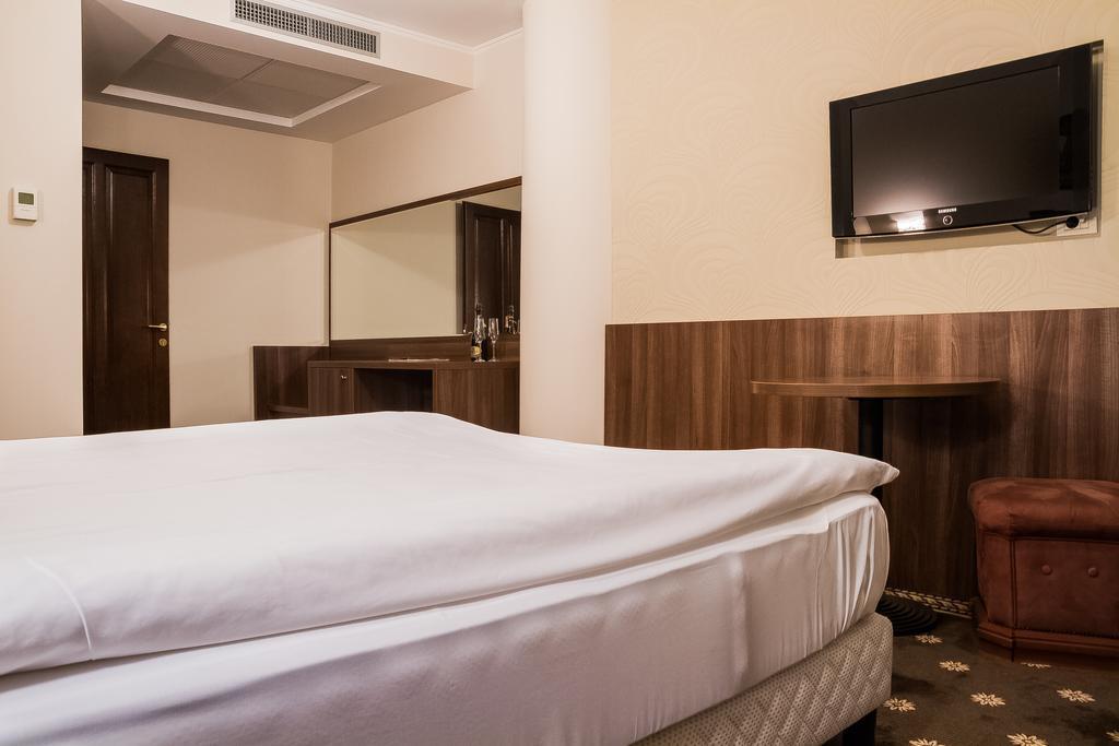 Hotel Hermes Alba Iulia Exterior foto