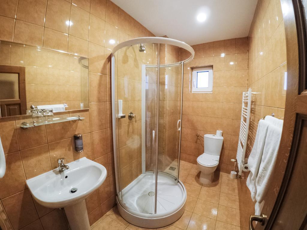 Hotel Hermes Alba Iulia Exterior foto
