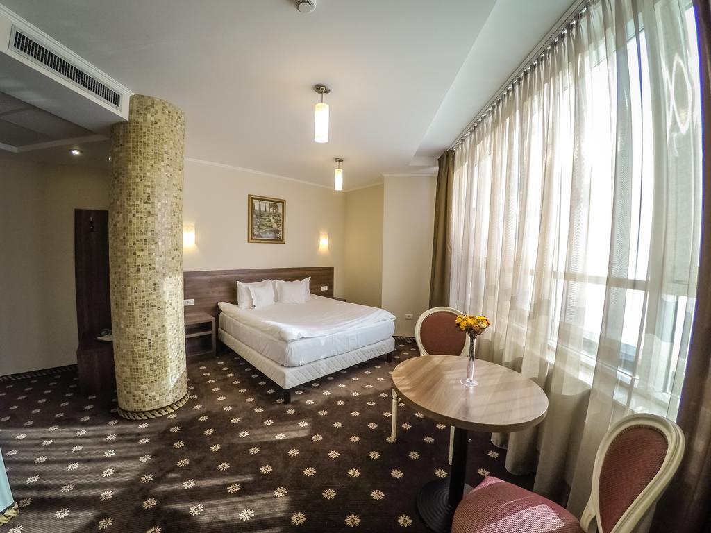 Hotel Hermes Alba Iulia Exterior foto